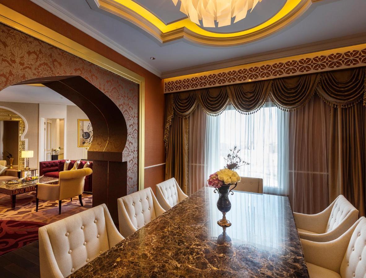 فندق إزدان بالاس الدوحة المظهر الخارجي الصورة A 3D rendering of a dining room